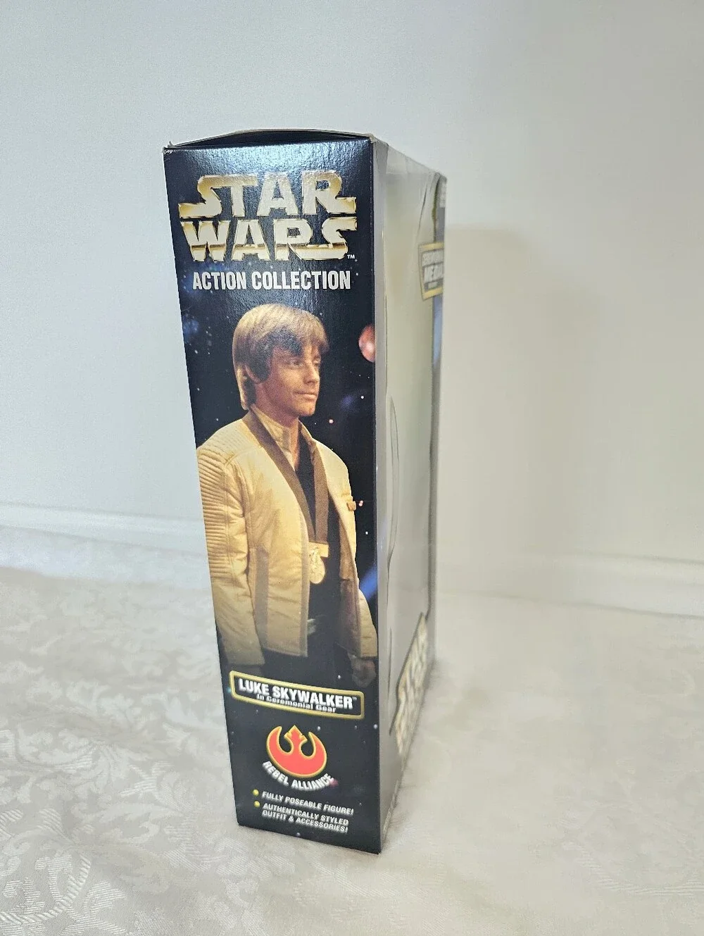 1997 Star Wars Luke Skywalker Collectible Action Figure -Unopened Box!